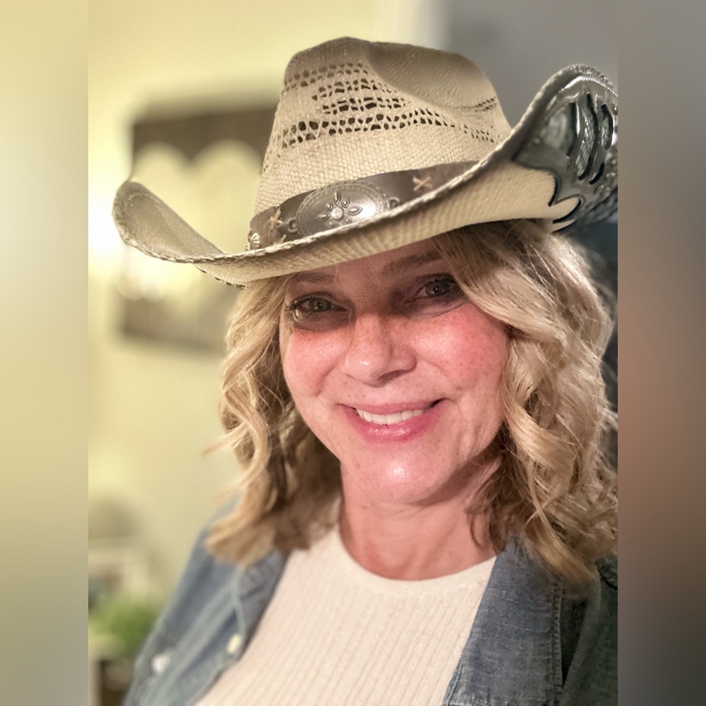 Meet your Posher, Sherri